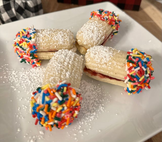Mama T's Italian Desserts Sharing our favorite New York Style